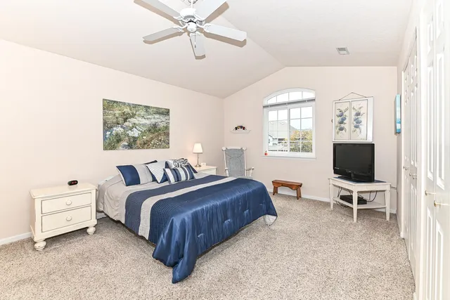 $334,999 | 509 Westfield Way, Unit F, Pewaukee, WI 53072