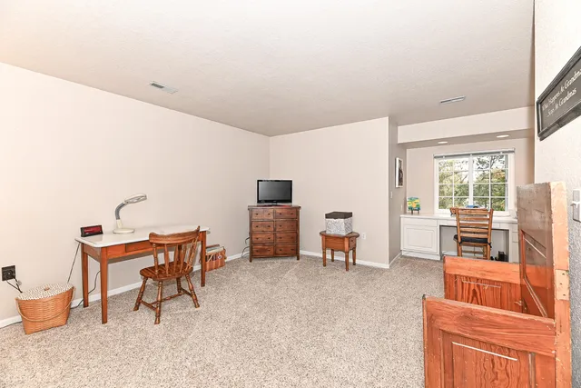 $334,999 | 509 Westfield Way, Unit F, Pewaukee, WI 53072