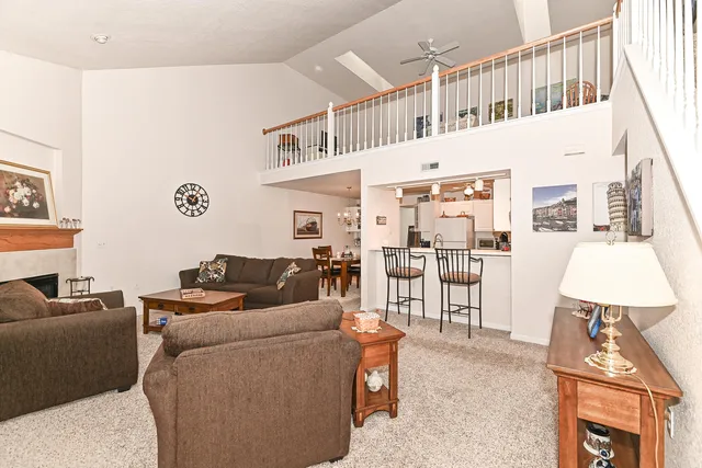 $334,999 | 509 Westfield Way, Unit F, Pewaukee, WI 53072