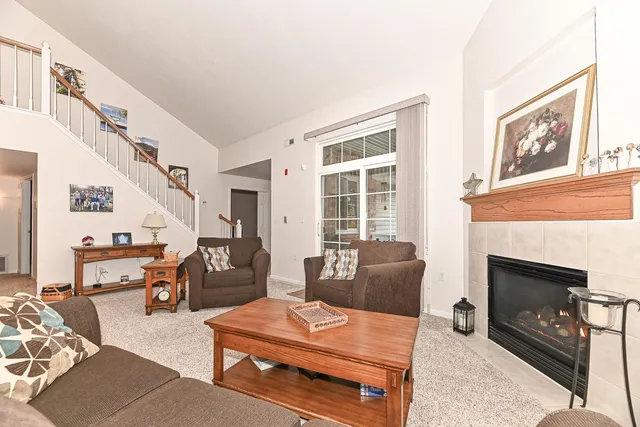 $334,999 | 509 Westfield Way, Unit F, Pewaukee, WI 53072