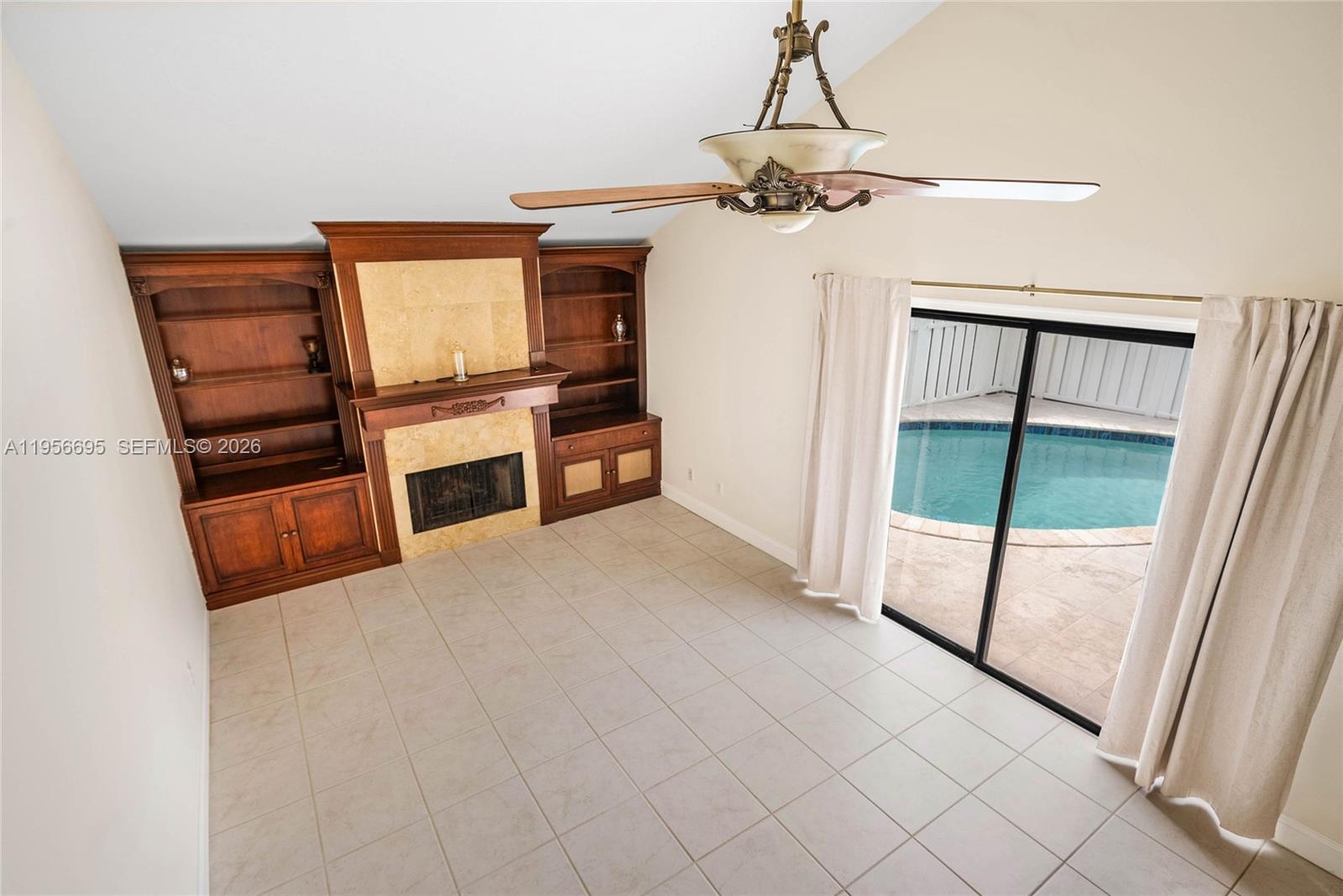 804 Summerwinds Lane Jupiter, FL 33458 - Photo 5 of 33