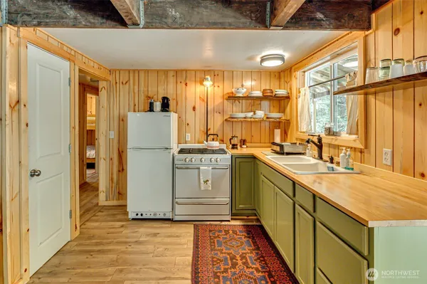 $180,000 | 141 Northwoods Cabin, Cougar, WA 98616