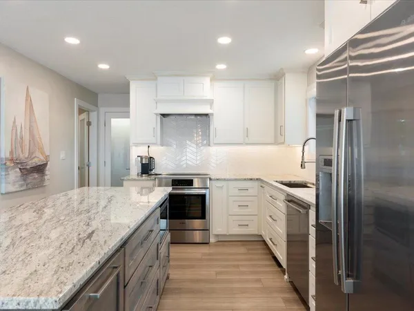 $849,900 | 1725 White Cloud Drive North, Isle, MN 56342