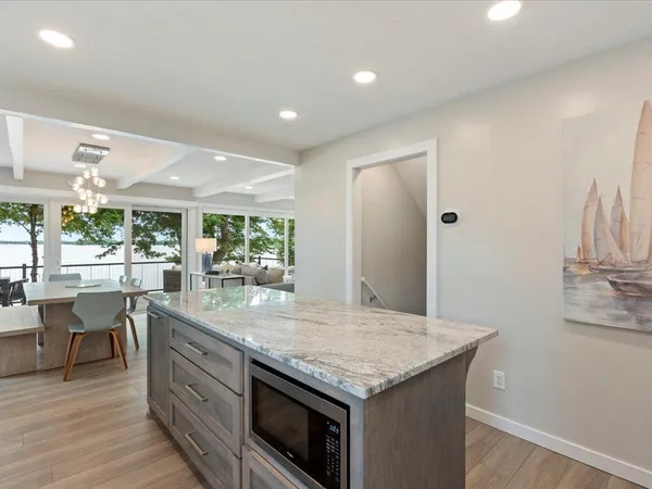 $849,900 | 1725 White Cloud Drive North, Isle, MN 56342