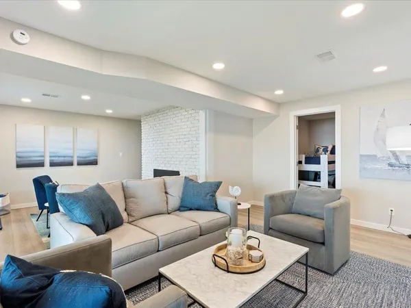 $849,900 | 1725 White Cloud Drive North, Isle, MN 56342