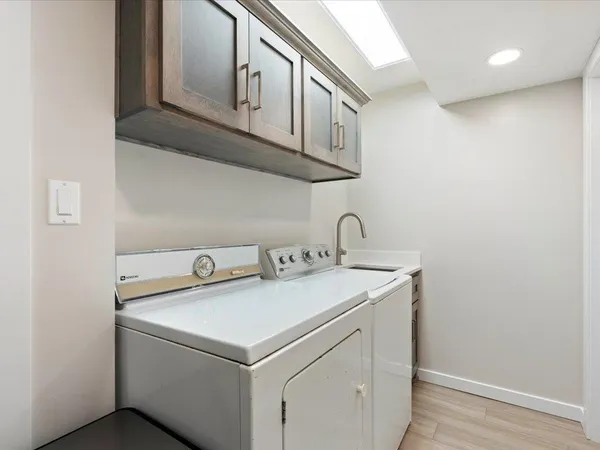 $849,900 | 1725 White Cloud Drive North, Isle, MN 56342