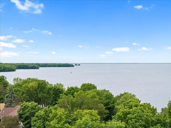 $849,900 | 1725 White Cloud Drive North, Isle, MN 56342