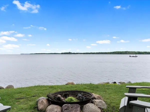 $849,900 | 1725 White Cloud Drive North, Isle, MN 56342