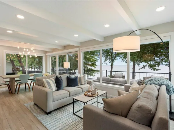 $849,900 | 1725 White Cloud Drive North, Isle, MN 56342