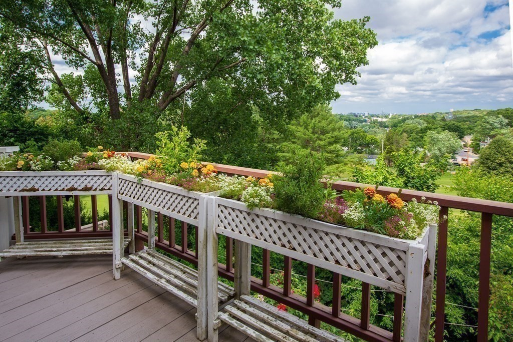 75 Algonquin Road, Unit 75 Newton, MA 02467 - Photo 12 of 24 Gallery Image 12