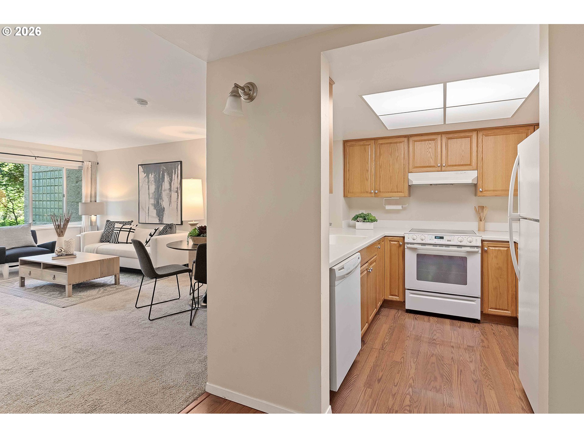 6605 West Burnside Road, Unit 112 Portland, OR 97225 - Photo 2 of 32