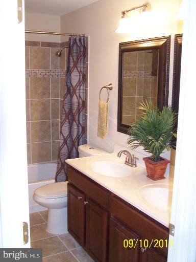214 Compton Road Waldorf, MD 20602 - Photo 26 of 30 Bath (Master)