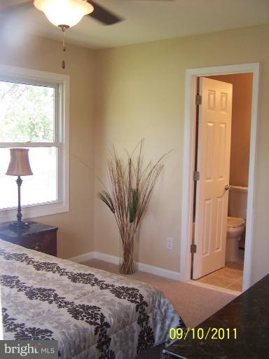 214 Compton Road Waldorf, MD 20602 - Photo 27 of 30 Living Room