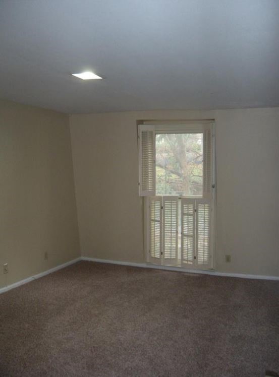 2704 San Pedro Street, Unit 2 Austin, TX 78705 - Photo 21 of 23 an empty room with a window