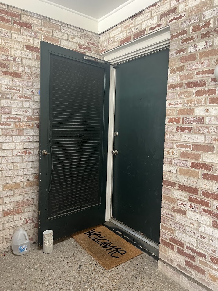 2704 San Pedro Street, Unit 2 Austin, TX 78705 - Photo 3 of 16 a view of an entrance to house