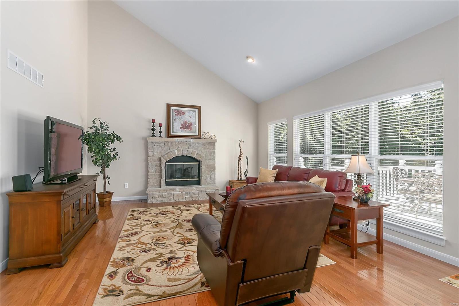 1042 Kiefer Ridge Drive Ballwin, MO 63021 - Photo 23 of 54 Gallery Image 23