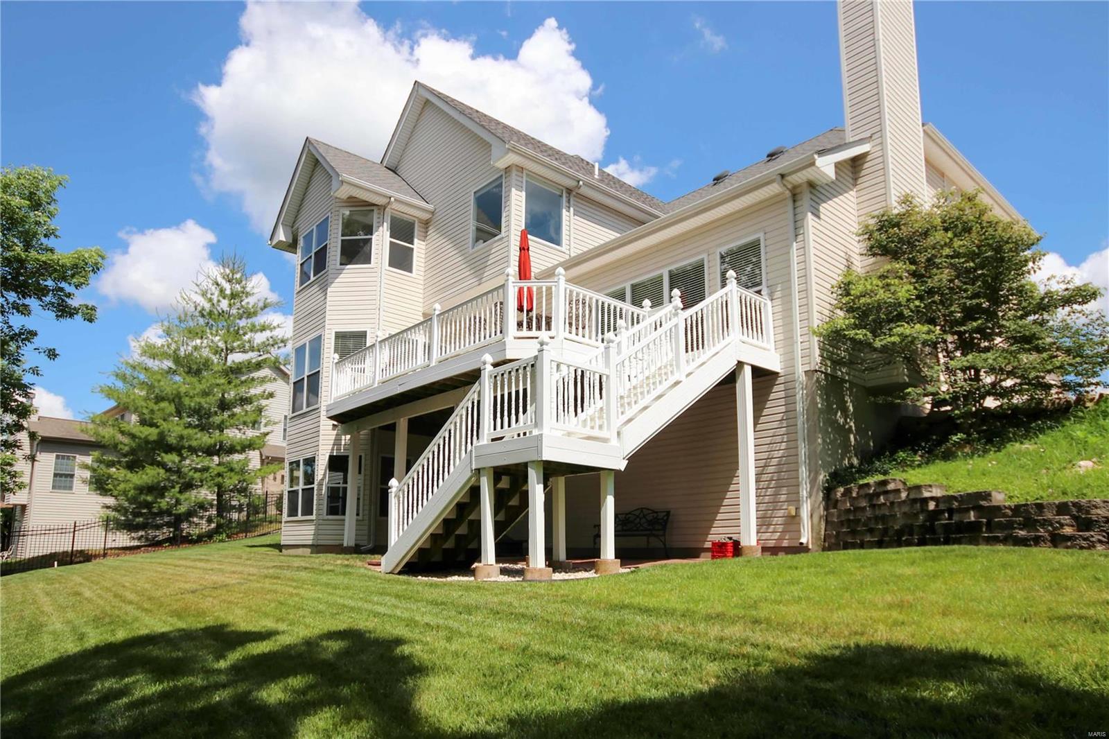 1042 Kiefer Ridge Drive Ballwin, MO 63021 - Photo 6 of 54 Gallery Image 6