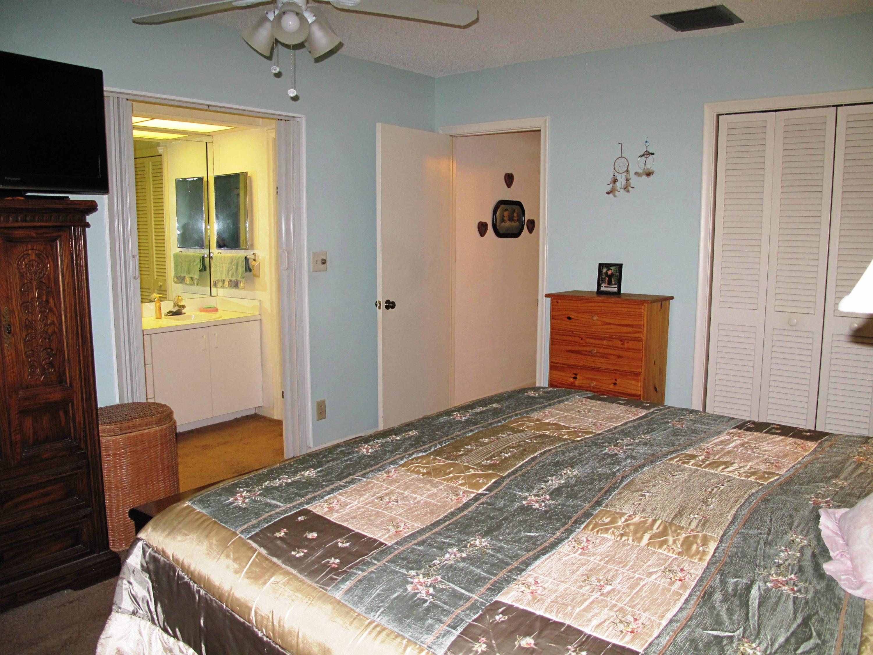 10740 180th Place South Boca Raton, FL 33498 - Photo 21 of 59 Master bedroom (1)