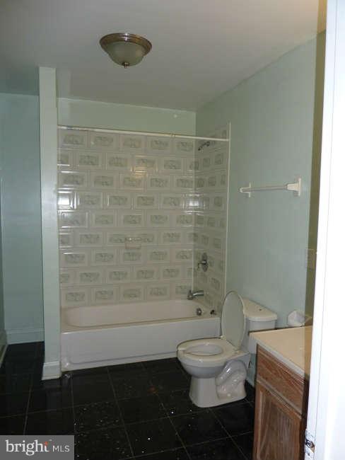3423 Holly Road Annandale, VA 22003 - Photo 21 of 25 Bath