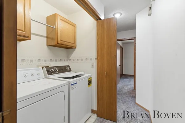 $375,000 | 6957 Pinehurst Lane Northeast, Unit 3, Rockford, MI 49341