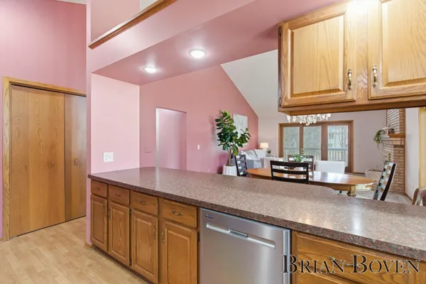 $375,000 | 6957 Pinehurst Lane Northeast, Unit 3, Rockford, MI 49341