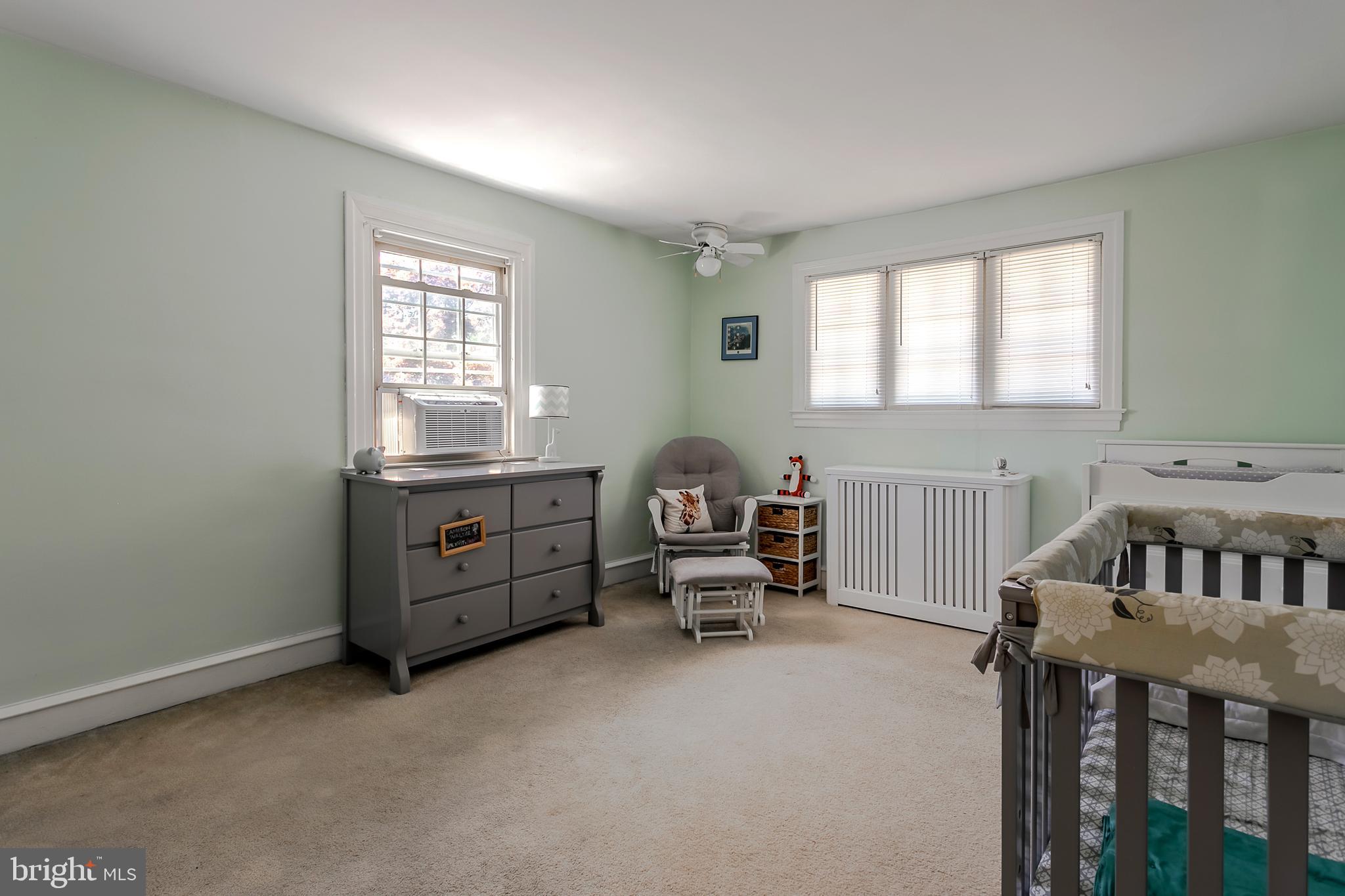 7231 Hilltop Road Upper Darby, PA 19082 - Photo 21 of 24