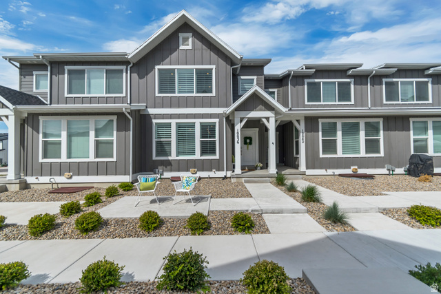 10036 Limestone Way Highland, UT 84003 - Photo 3 of 56