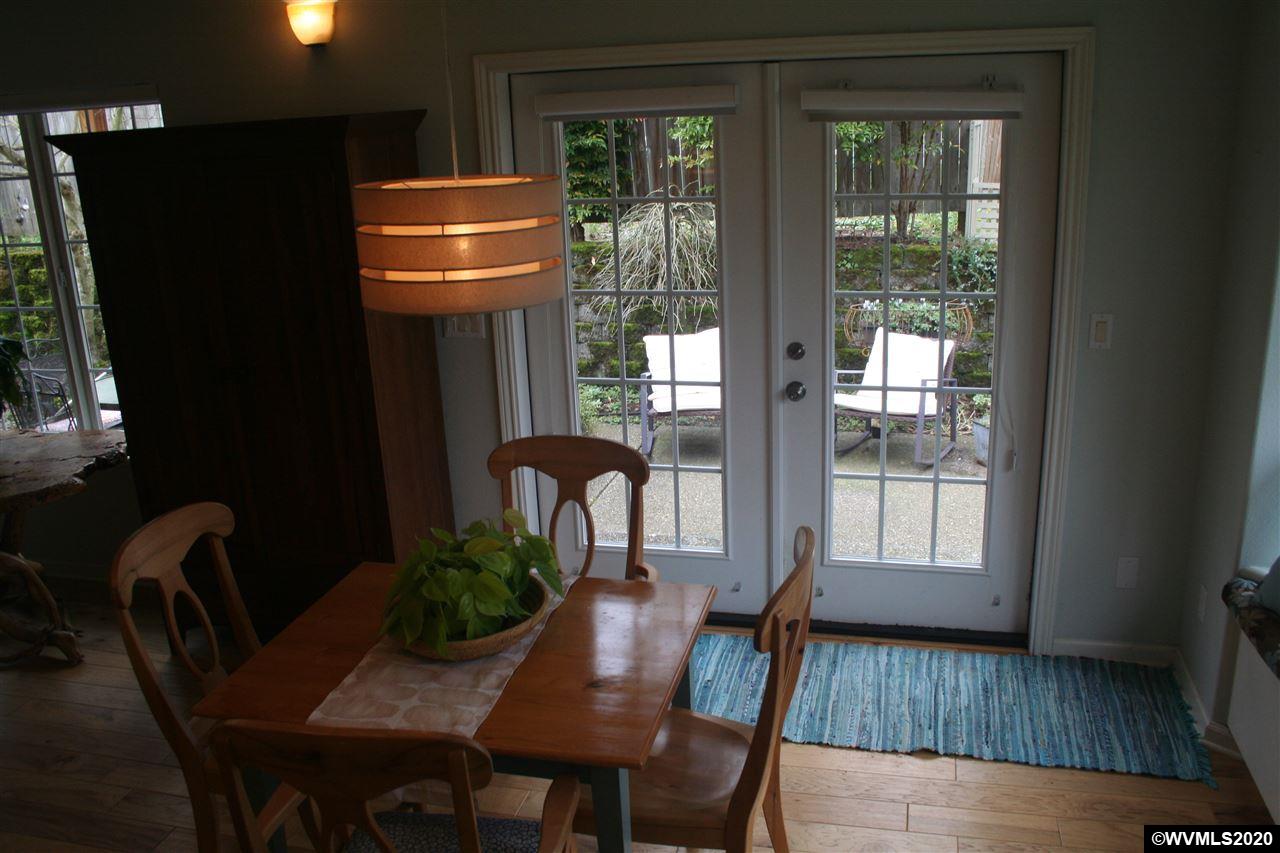 219 Sweden Cl Cl, Unit CL Silverton, OR 97381 - Photo 22 of 40