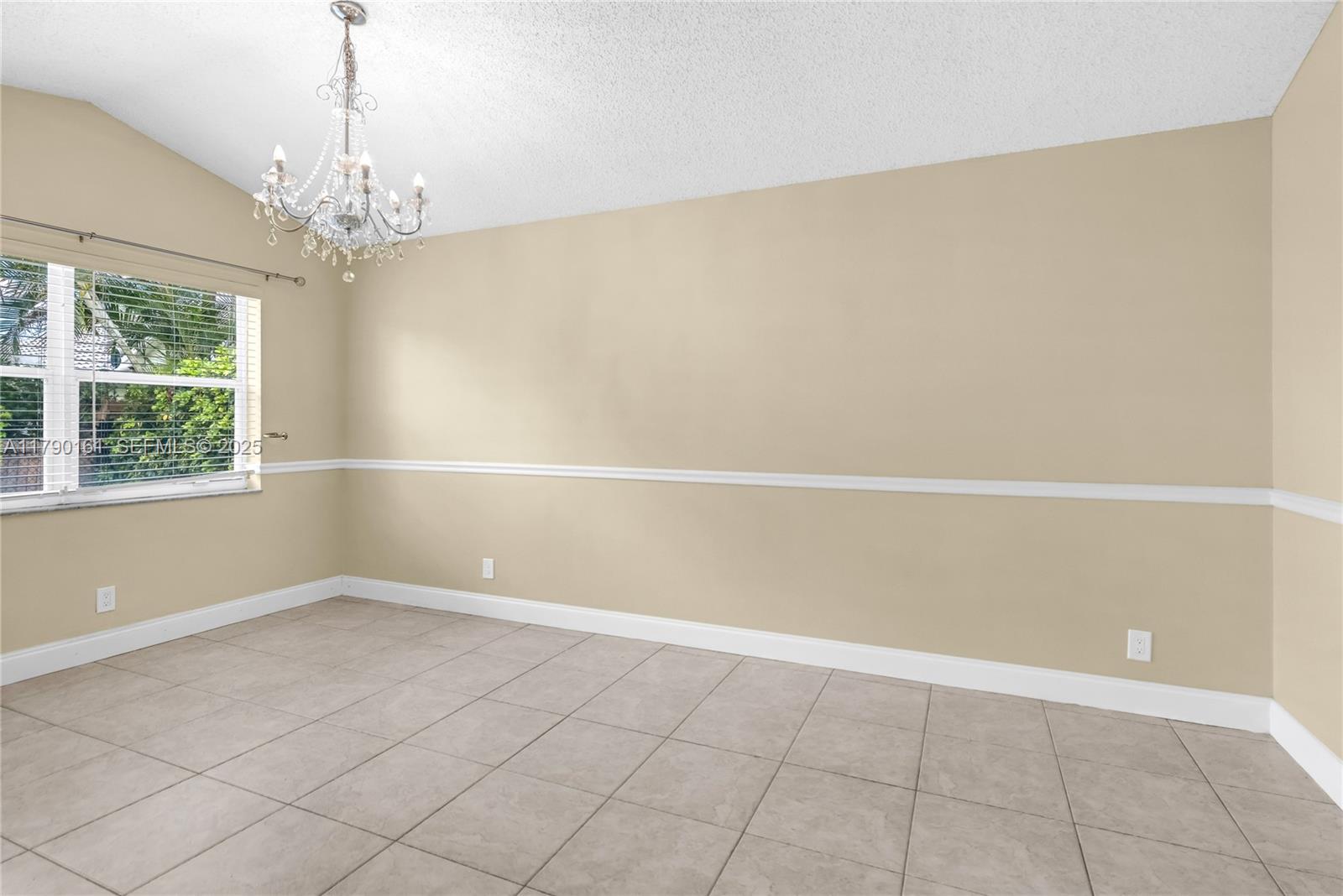 3562 Southern Orchard Road West Davie, FL 33328 - Photo 13 of 46