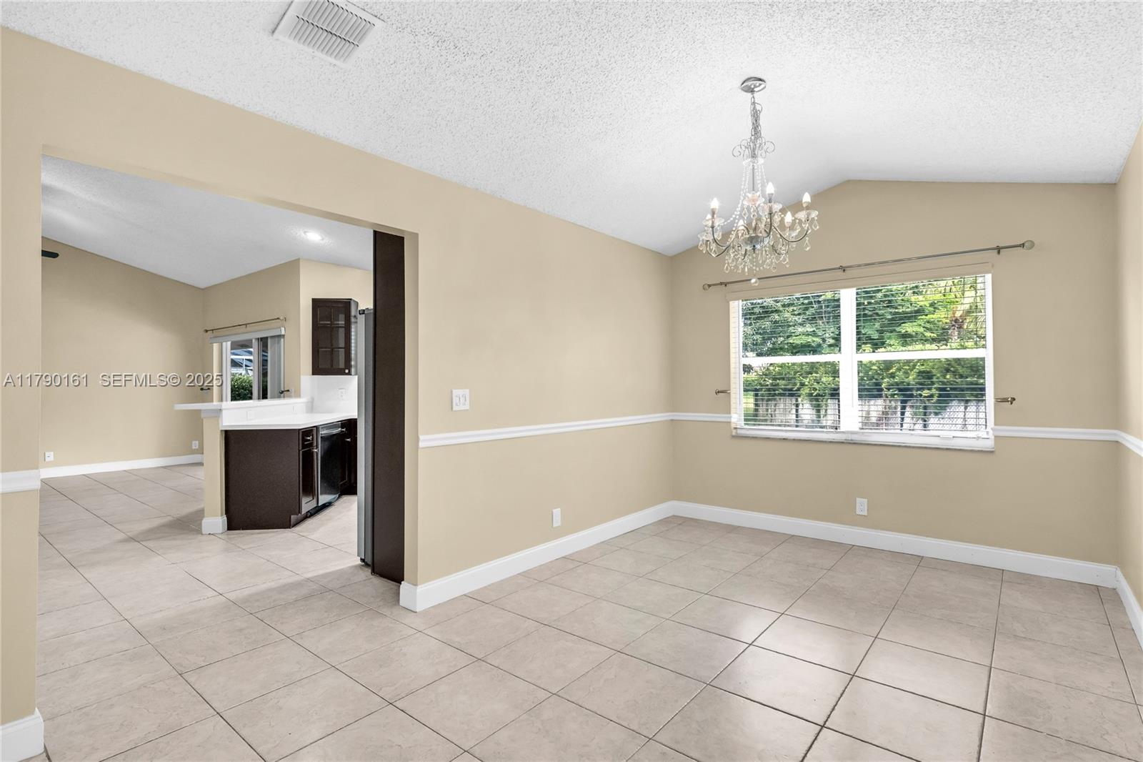 3562 Southern Orchard Road West Davie, FL 33328 - Photo 14 of 46