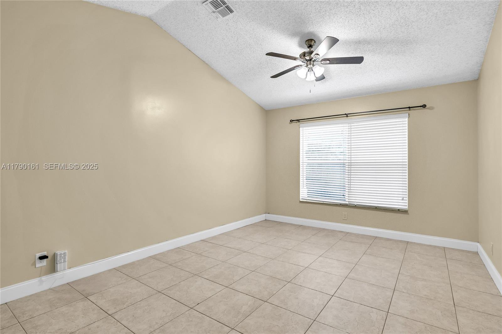 3562 Southern Orchard Road West Davie, FL 33328 - Photo 16 of 46