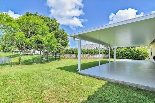 $835,000 | 3562 Southern Orchard Road West, Davie, FL 33328