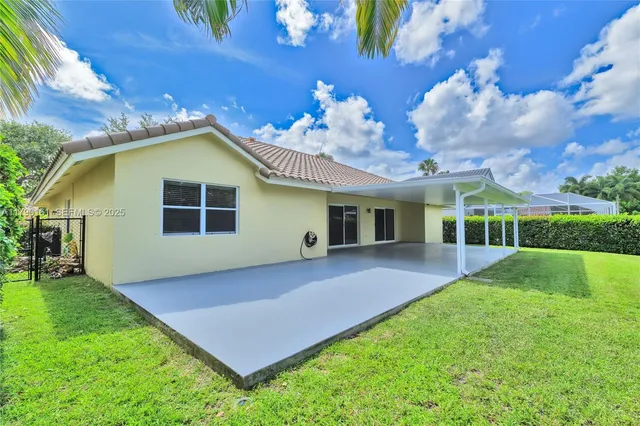 $835,000 | 3562 Southern Orchard Road West, Davie, FL 33328