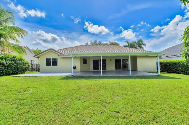 $835,000 | 3562 Southern Orchard Road West, Davie, FL 33328
