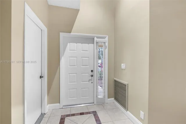 $835,000 | 3562 Southern Orchard Road West, Davie, FL 33328