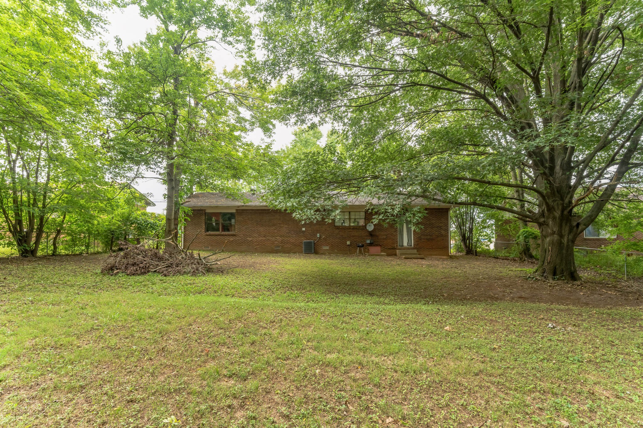 278 Lafayette Road Clarksville, TN 37042 - Photo 6 of 46 Gallery Image 6