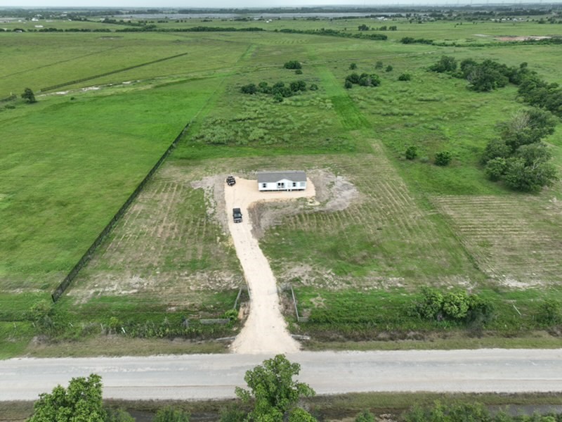 14326 Hughes Road Guy, TX 77444 - Photo 2 of 9