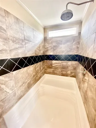$1,750 | 11720 East Small Oak Lane, Willis, TX 77378