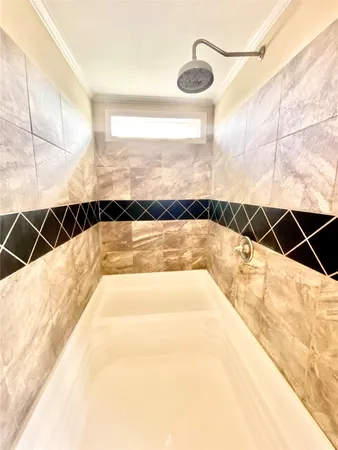 $1,750 | 11720 East Small Oak Lane, Willis, TX 77378