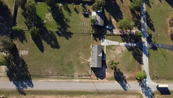 $1,750 | 11720 East Small Oak Lane, Willis, TX 77378