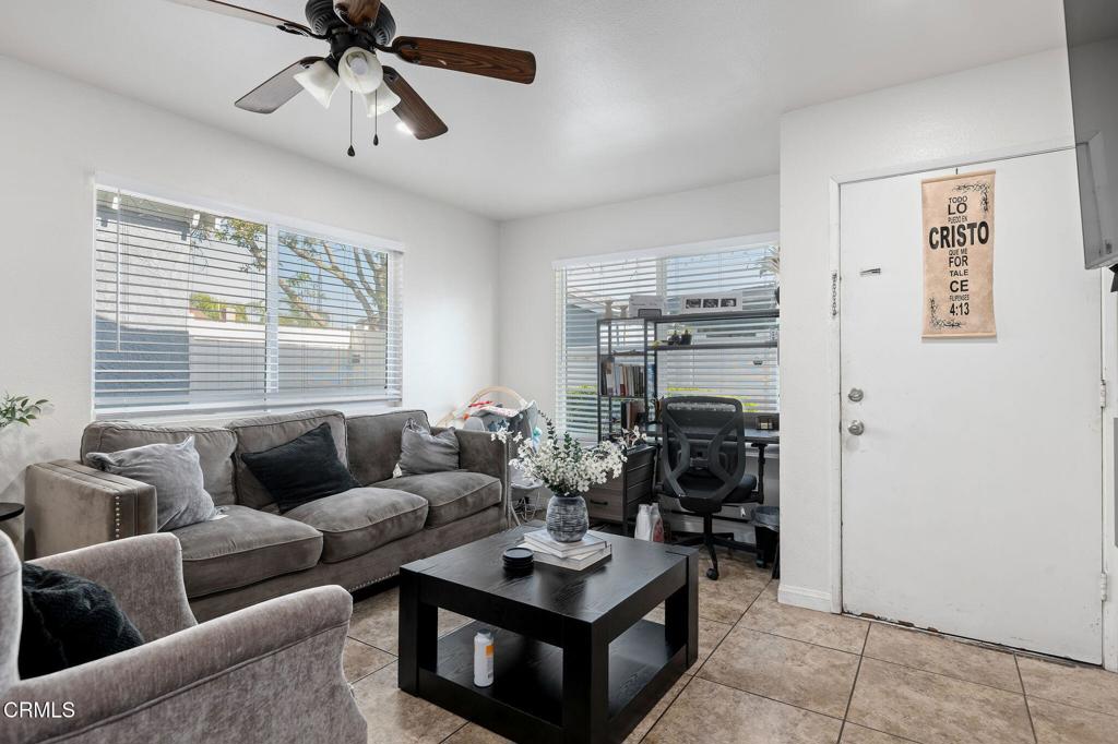 2334 Alexander Street Oxnard, CA 93033 - Photo 4 of 16