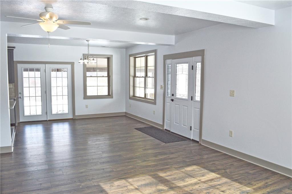 207 Dynamite Road Washington, PA 15301 - Photo 4 of 25