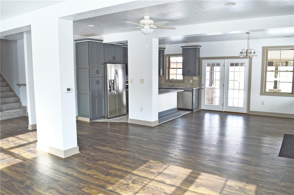 207 Dynamite Road Washington, PA 15301 - Photo 5 of 25