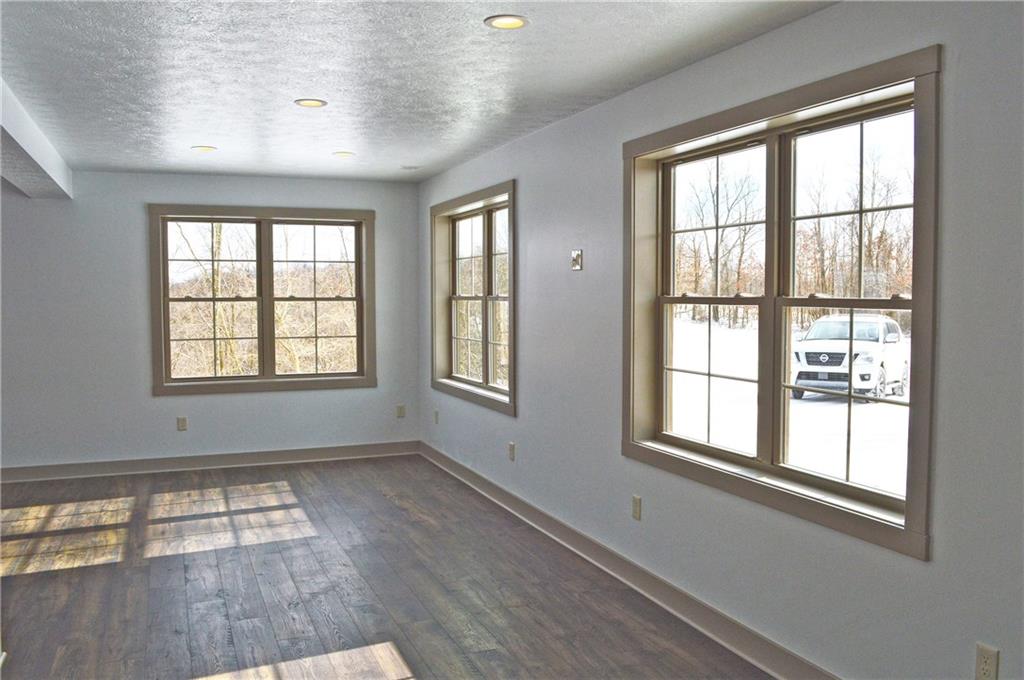 207 Dynamite Road Washington, PA 15301 - Photo 7 of 25