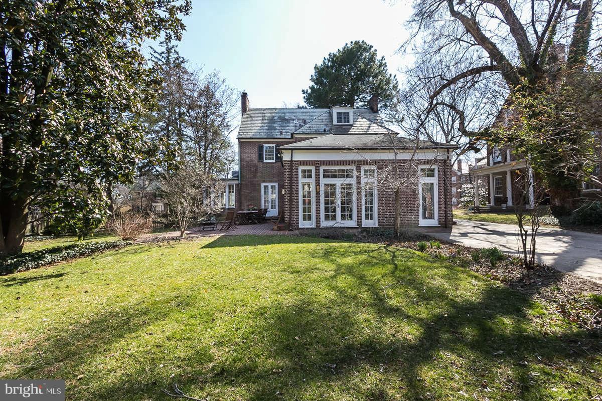 604 Somerset Road Baltimore, MD 21210 - Photo 7 of 16 Exterior (Rear)