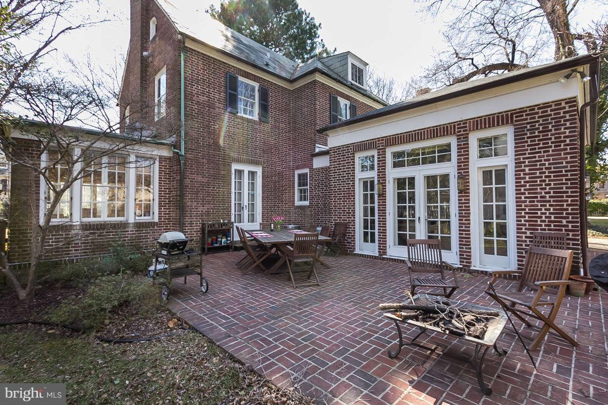 604 Somerset Road Baltimore, MD 21210 - Photo 8 of 16 Exterior (General)