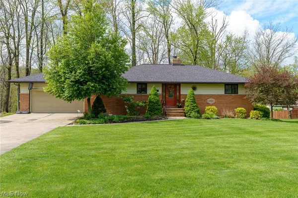 $355,000 | 4064 Diana Drive, Broadview Heights, OH 44147
