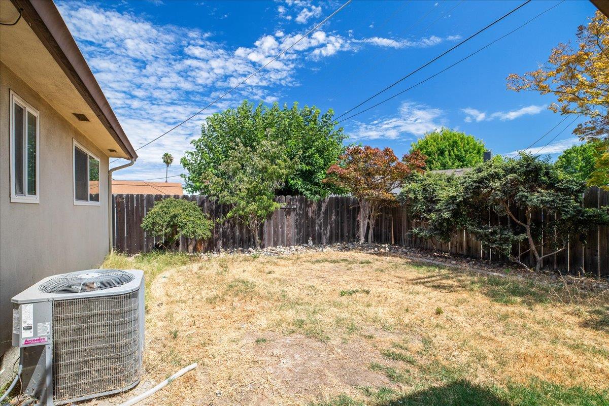 720 Woodrow Avenue Modesto, CA 95350 - Photo 36 of 49