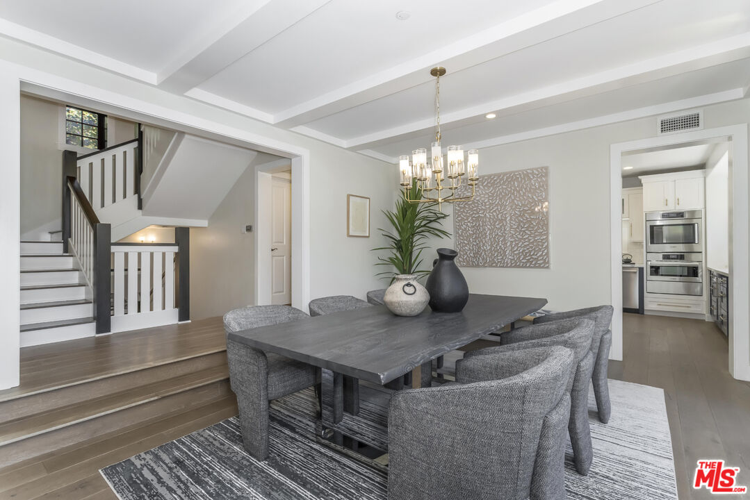 2201 Beech Knoll Road Los Angeles, CA 90046 - Photo 13 of 63 Gallery Image 13