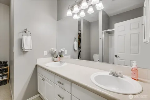 $474,900 | 1800 Northeast 40th Street, Unit G5, Renton, WA 98056